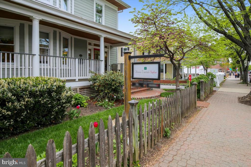 223 BURGESS AVENUE