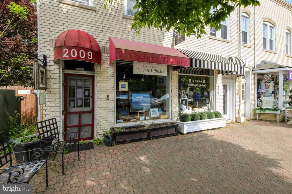223 BURGESS AVENUE