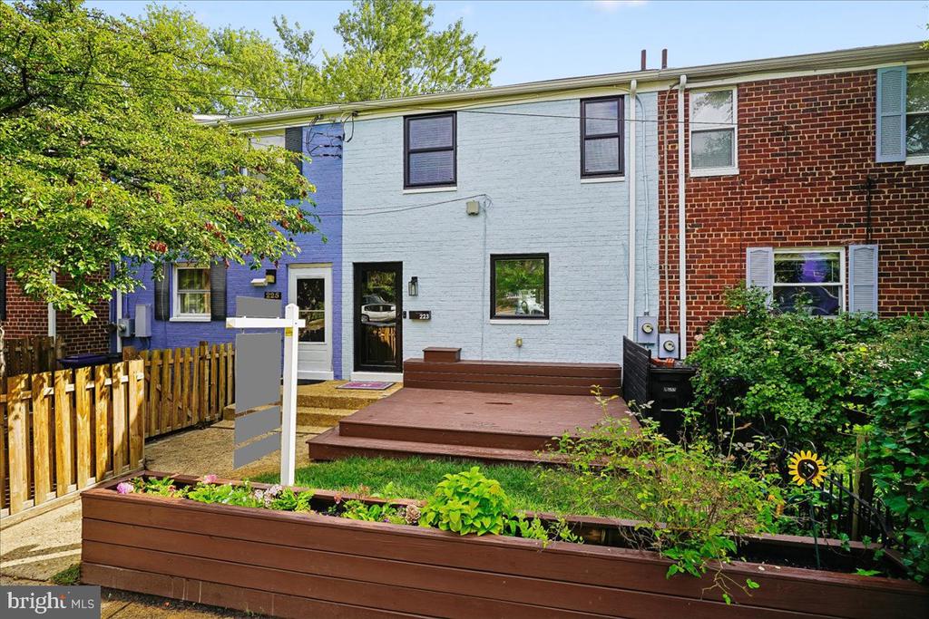 223 BURGESS AVENUE