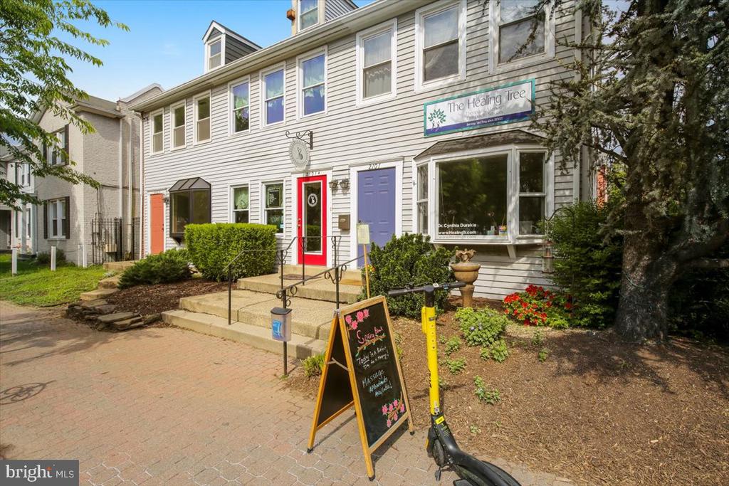 223 BURGESS AVENUE