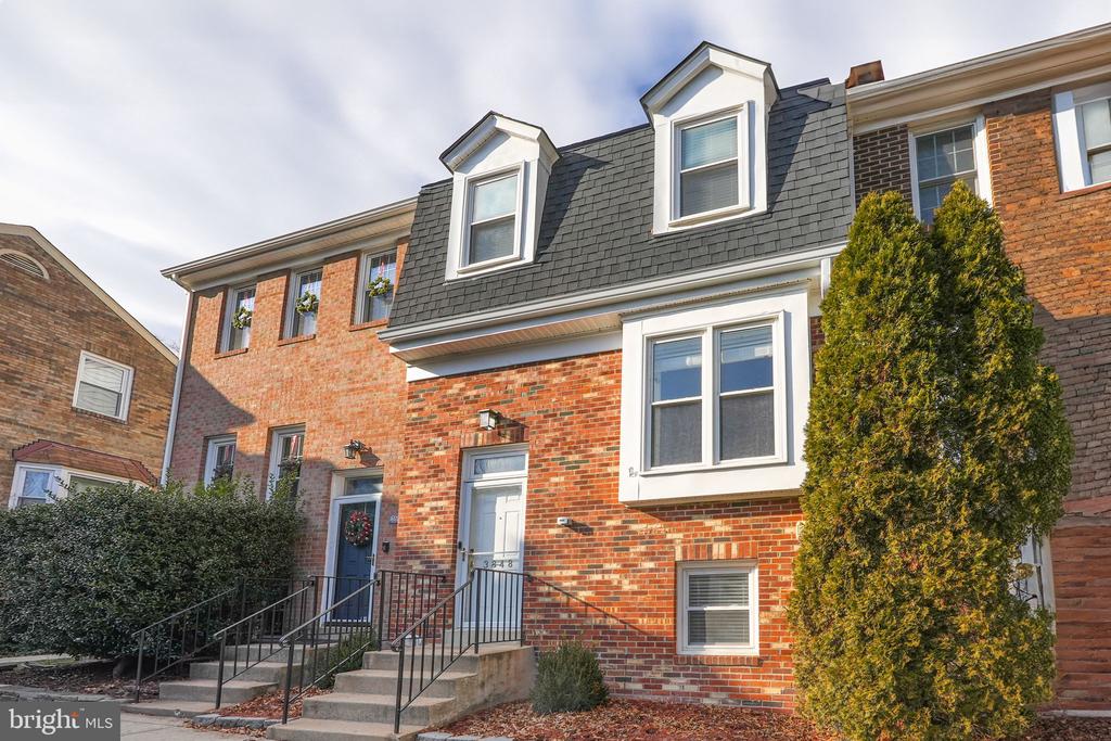 3848 BRIGHTON COURT