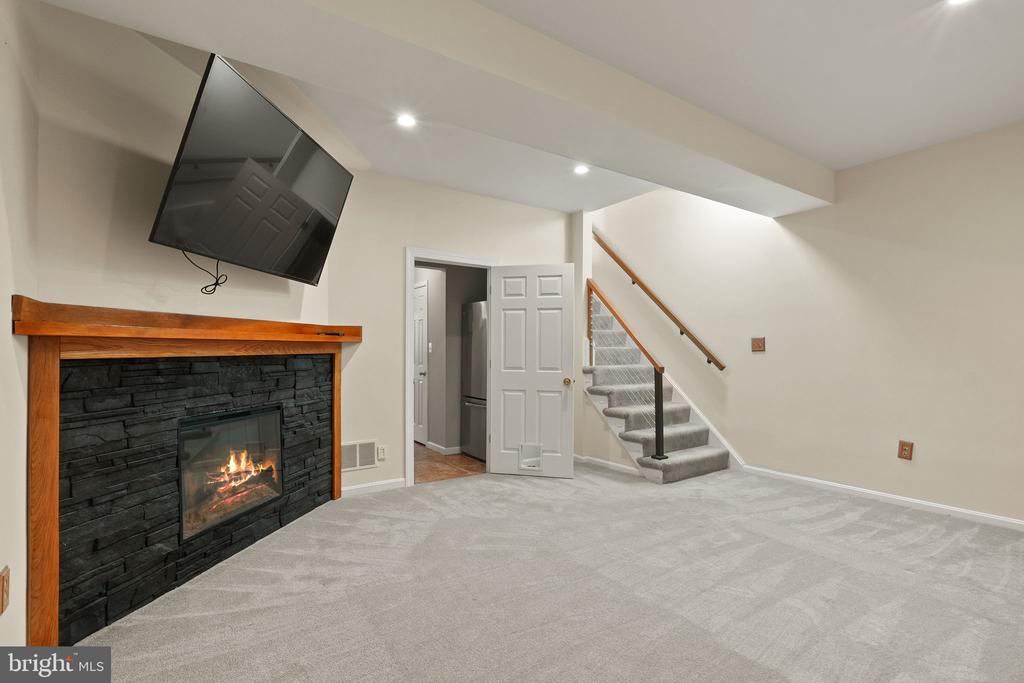 3848 BRIGHTON COURT