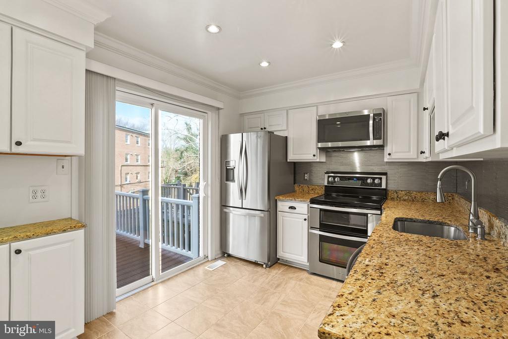 3848 BRIGHTON COURT