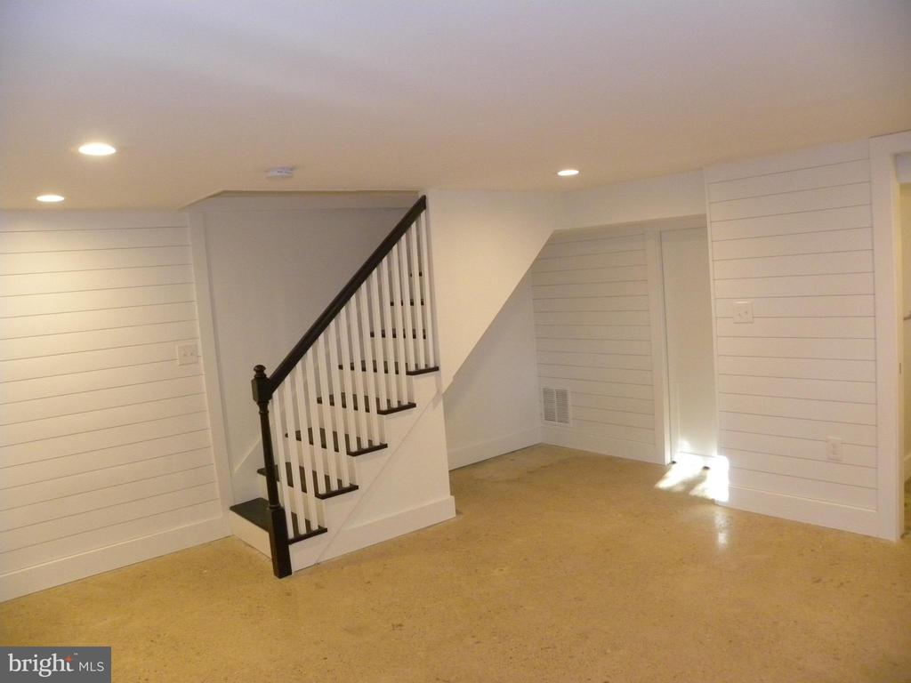 609 RAMSEY STREET