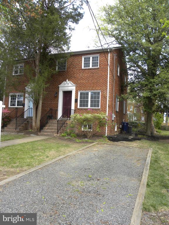 609 RAMSEY STREET
