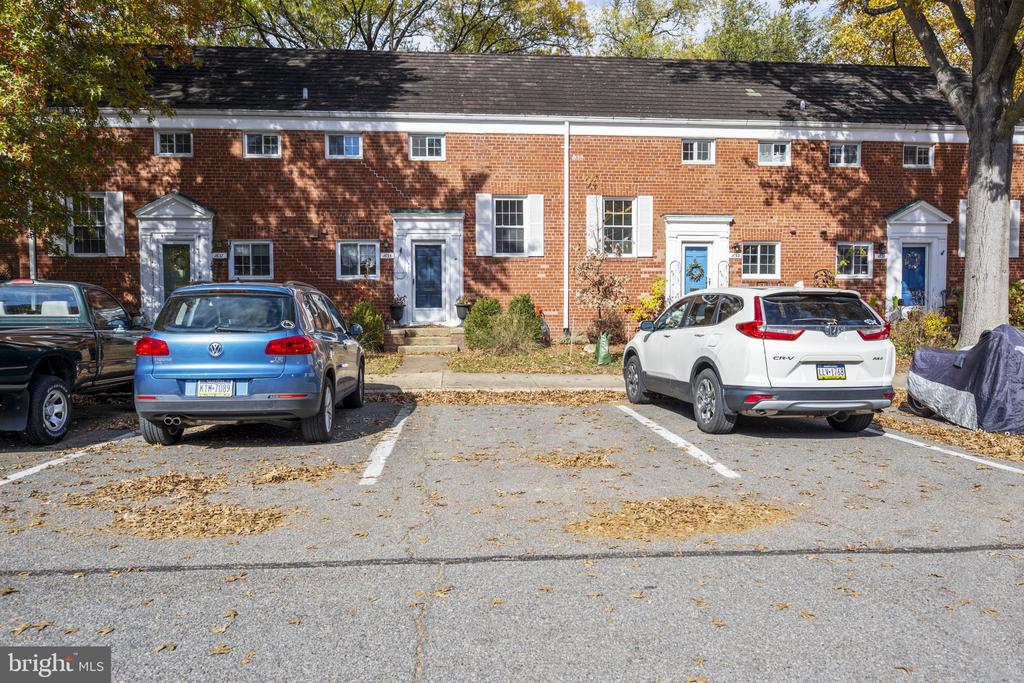 1635 RIPON PLACE