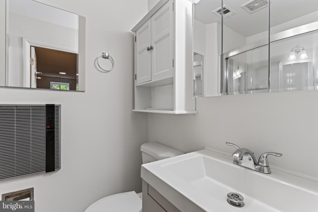 4907 29TH ROAD S Unit: A1