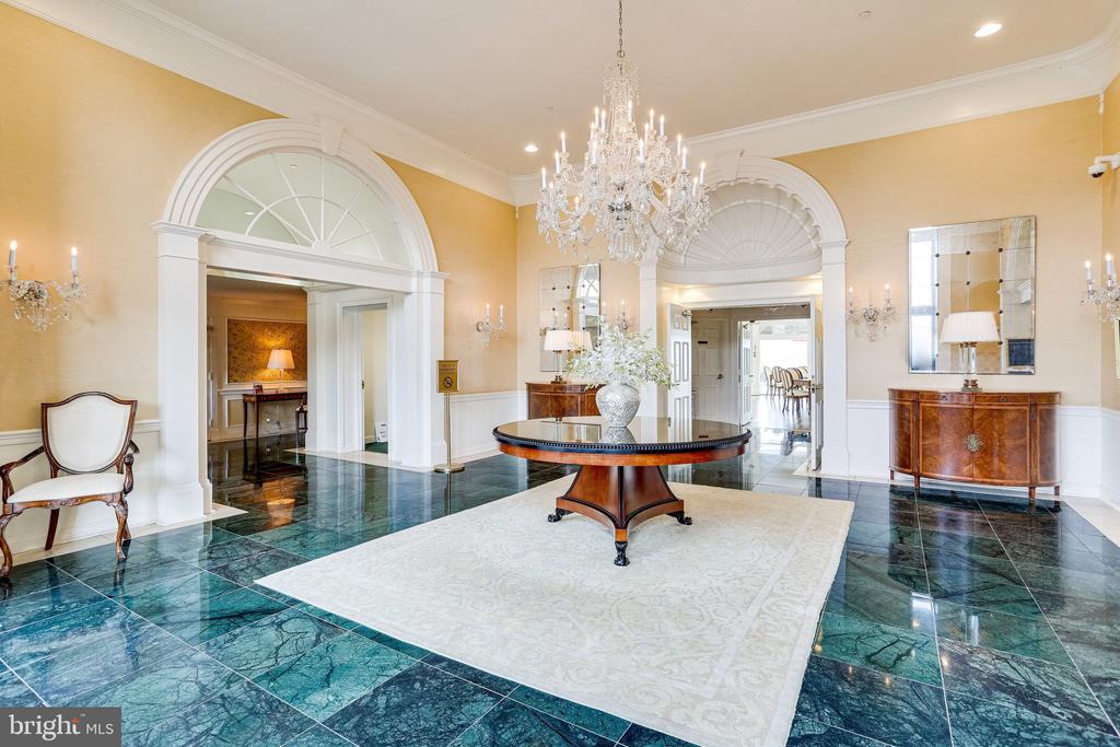 1250 S WASHINGTON STREET Unit: 703
