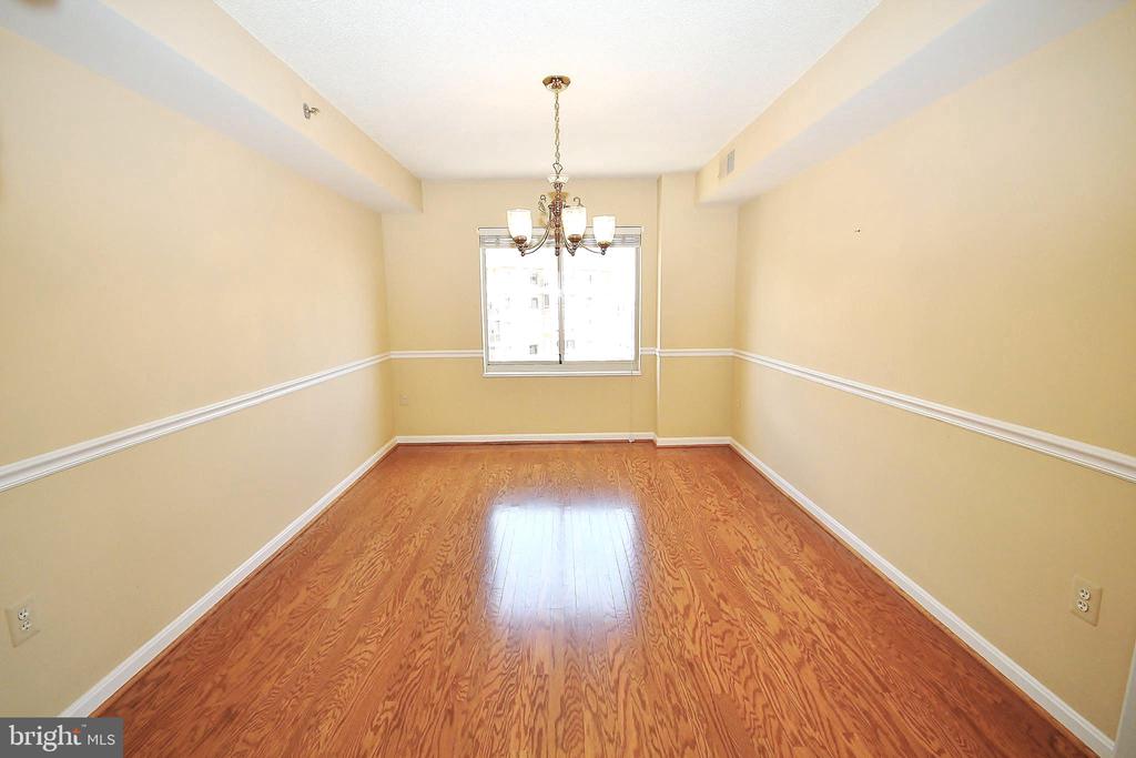 2151 JAMIESON AVE., Unit: 2009