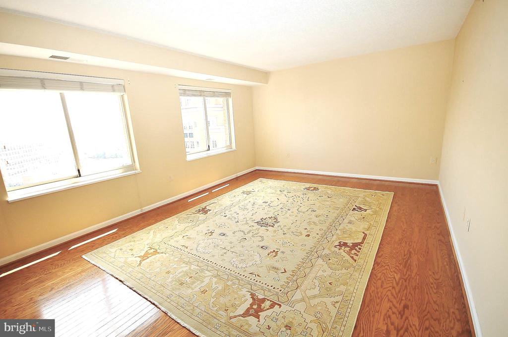 2151 JAMIESON AVE., Unit: 2009