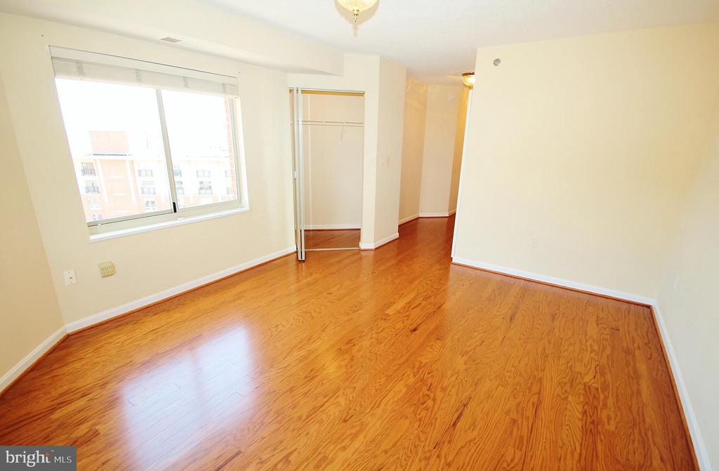 2151 JAMIESON AVE., Unit: 2009