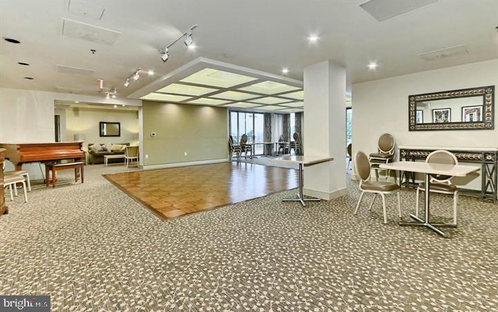 2151 JAMIESON AVE., Unit: 2009