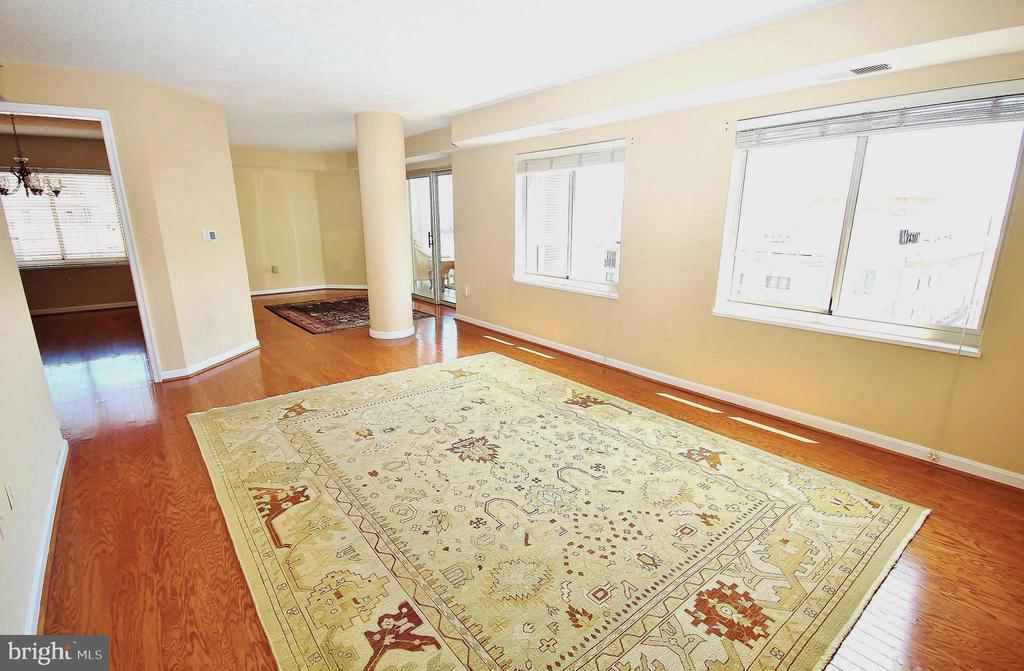 2151 JAMIESON AVE., Unit: 2009
