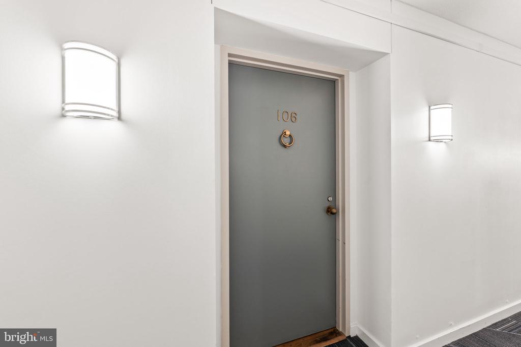 801 N HOWARD STREET Unit: 106