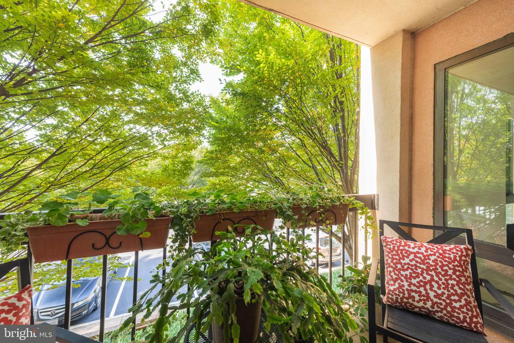 801 N HOWARD STREET Unit: 106