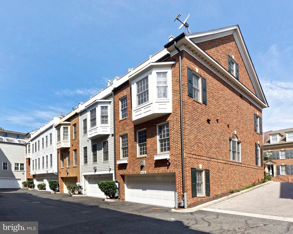 412 ORONOCO STREET