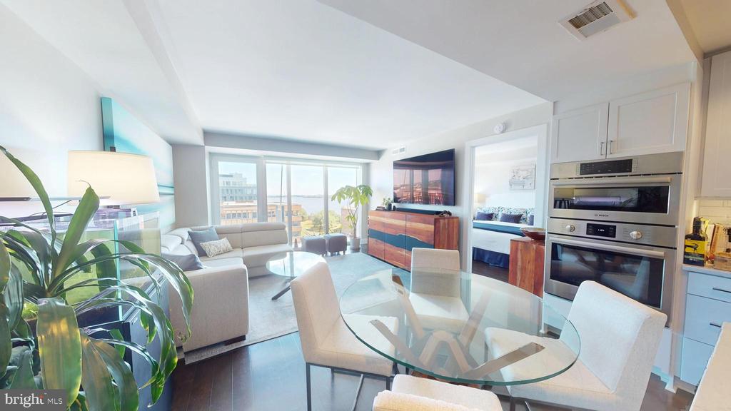 925 N FAIRFAX STREET Unit: 804