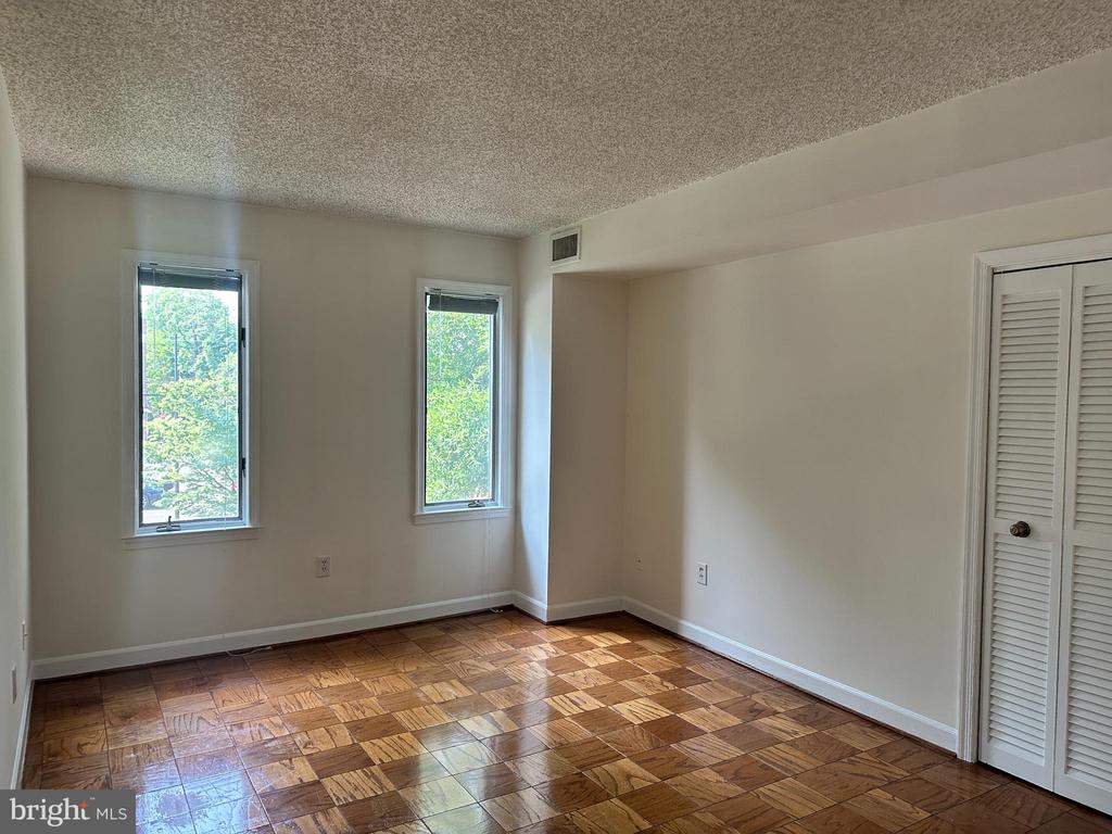 801 S PITT STREET Unit: 325
