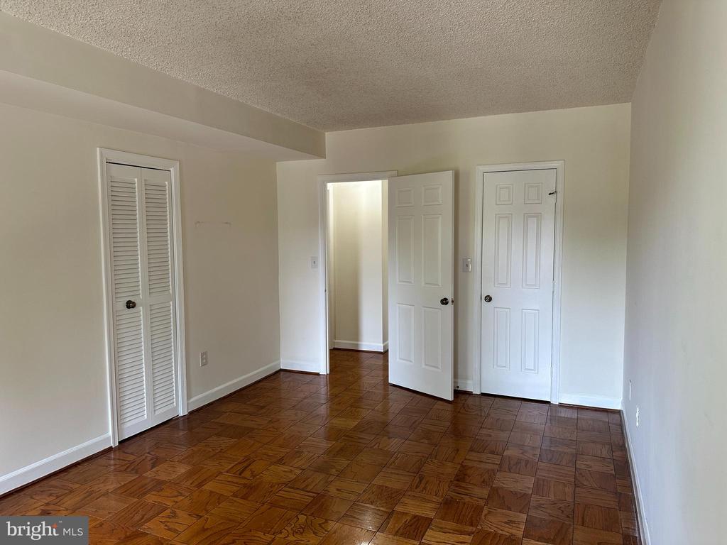 801 S PITT STREET Unit: 325