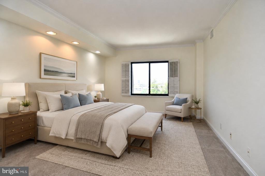 1250 S WASHINGTON STREET Unit: 714