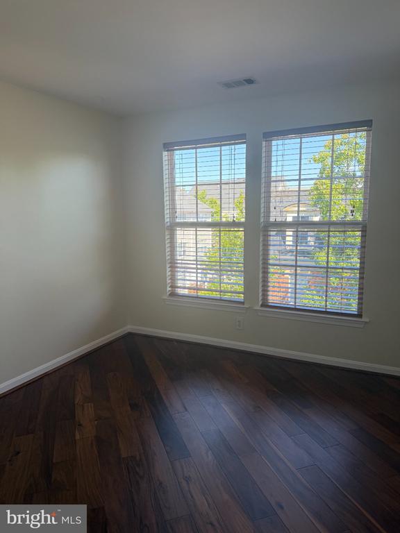171 SOMERVELLE STREET Unit: 404