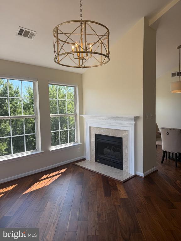 171 SOMERVELLE STREET Unit: 404