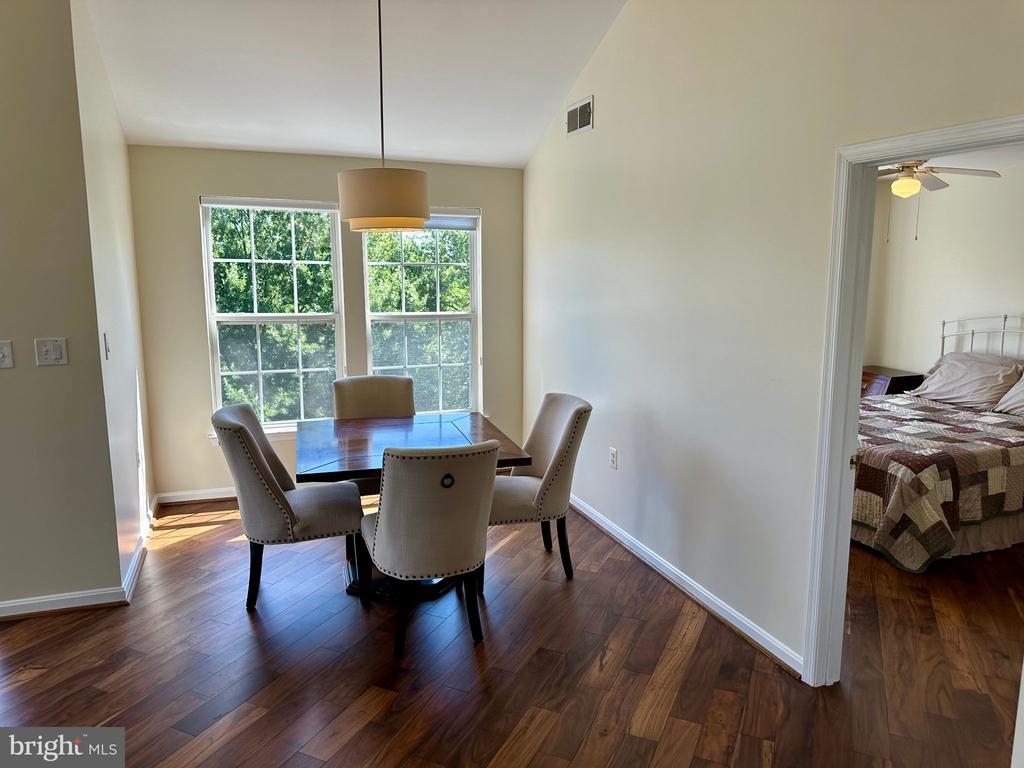 171 SOMERVELLE STREET Unit: 404