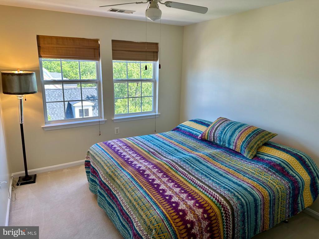 171 SOMERVELLE STREET Unit: 404