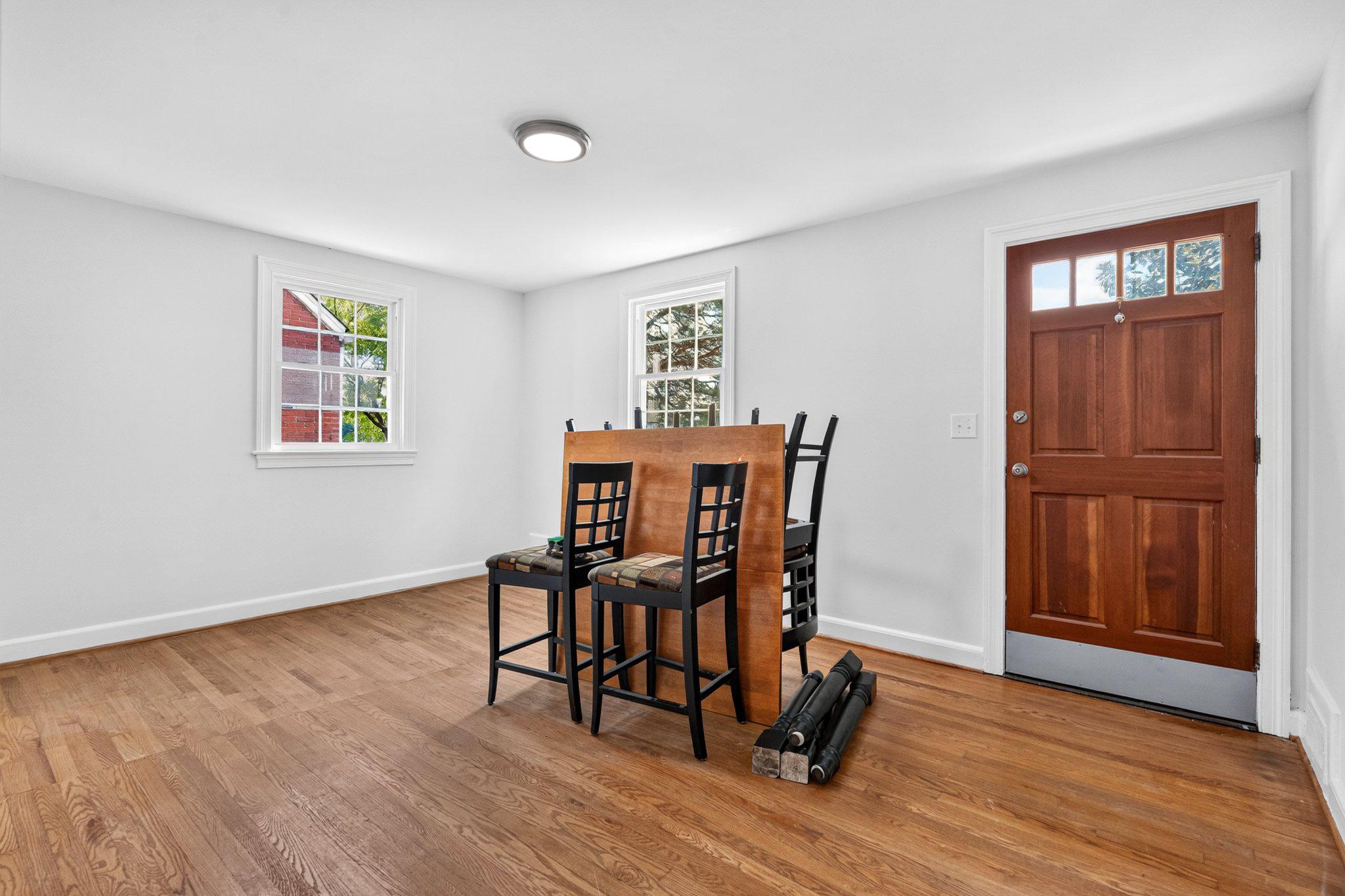 1607 W BRADDOCK ROAD