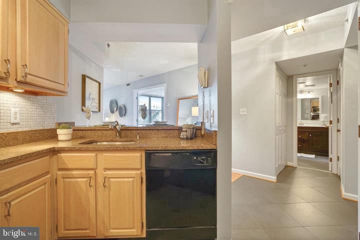 1200 BRADDOCK PLACE Unit: 209