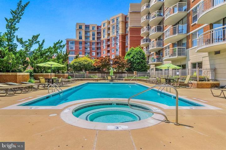 1200 BRADDOCK PLACE Unit: 209