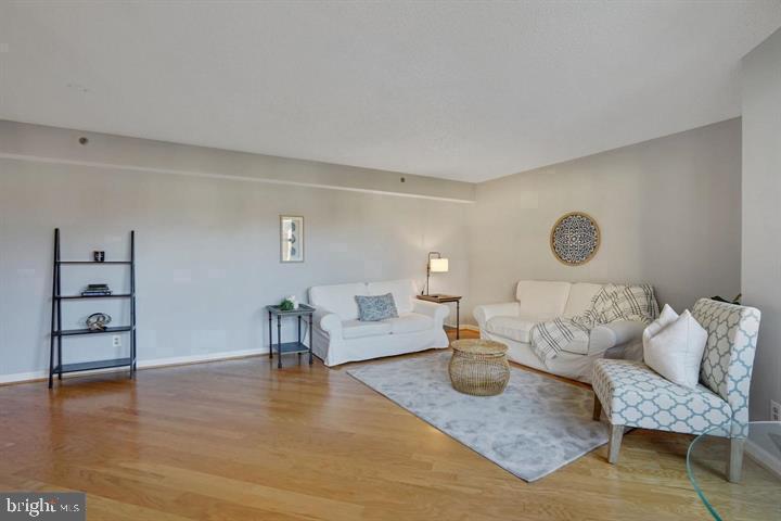 1200 BRADDOCK PLACE Unit: 209