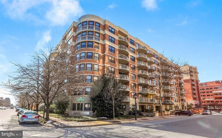 1200 BRADDOCK PLACE Unit: 209