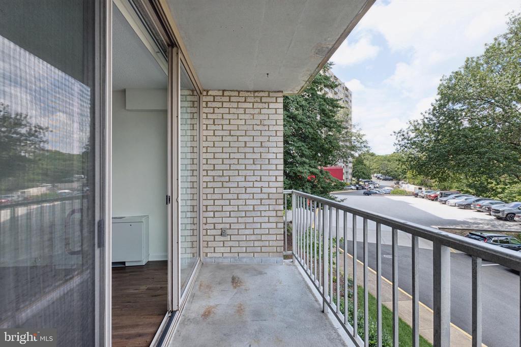 2500 N VAN DORN STREET Unit: 205