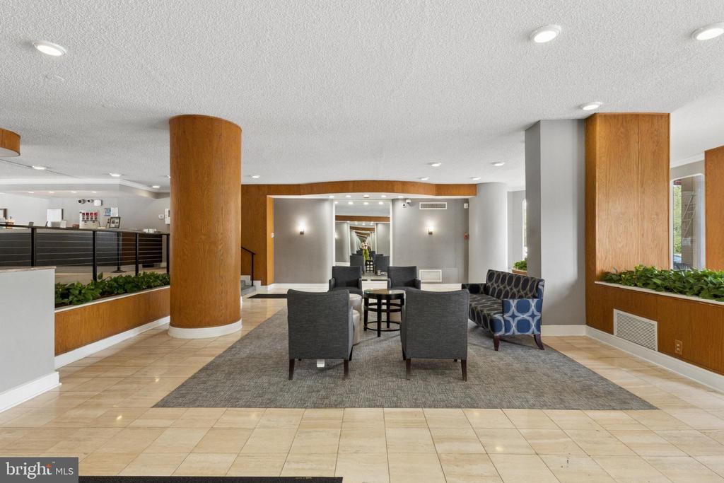 2500 N VAN DORN STREET Unit: 205