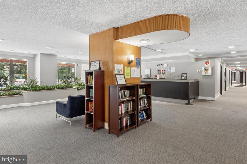 2500 N VAN DORN STREET Unit: 205