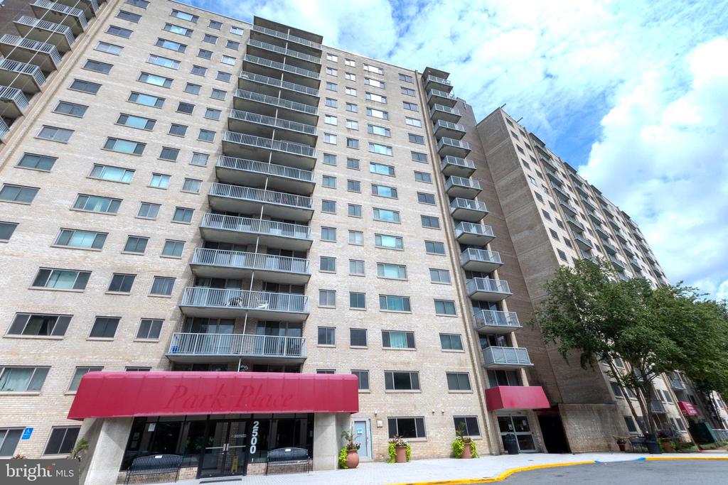 2500 N VAN DORN STREET Unit: 205
