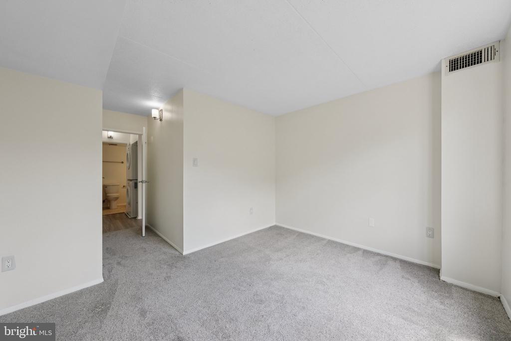 6300 STEVENSON AVENUE Unit: 503