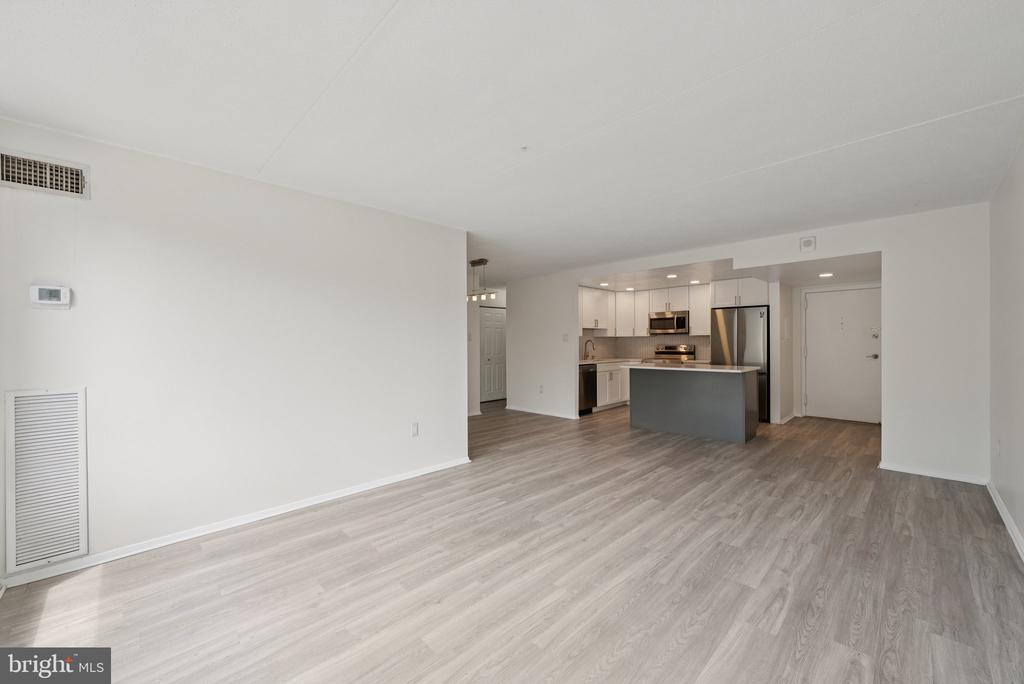 6300 STEVENSON AVENUE Unit: 503