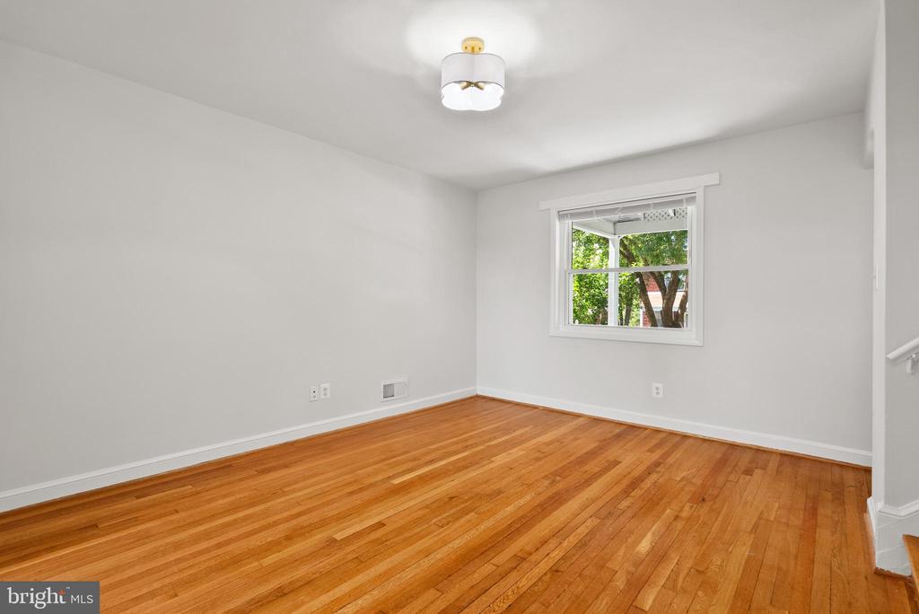342 WESMOND DRIVE