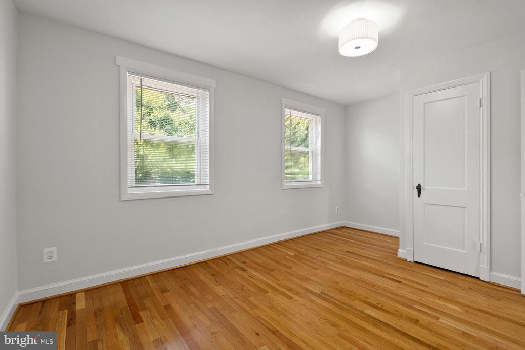 342 WESMOND DRIVE