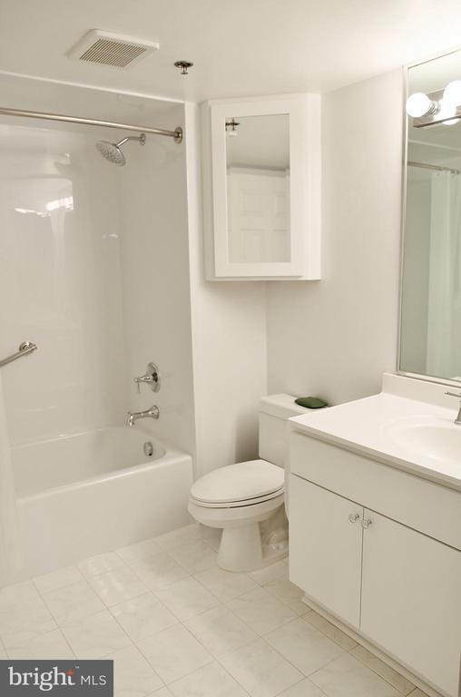 2151 JAMIESON AVENUE Unit: 903