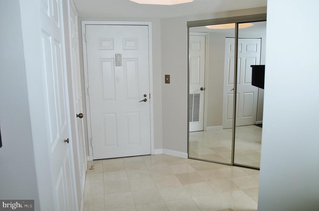 2151 JAMIESON AVENUE Unit: 903