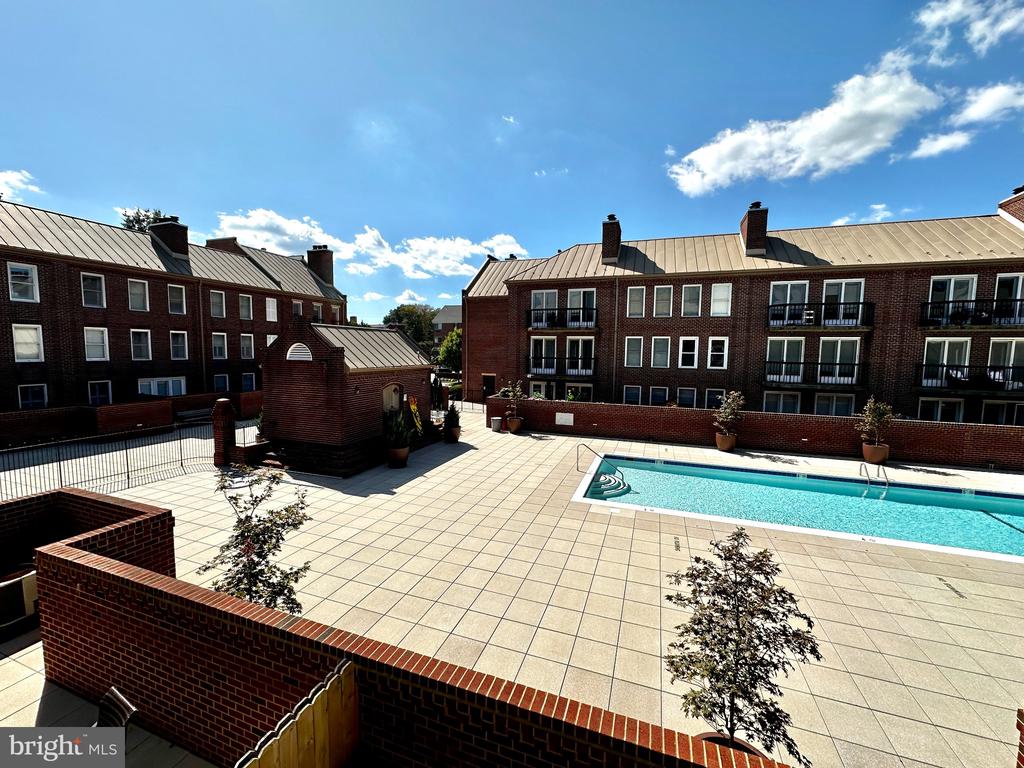 801 S PITT Unit: 333