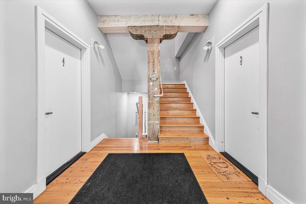 1210 QUEEN STREET Unit: 1