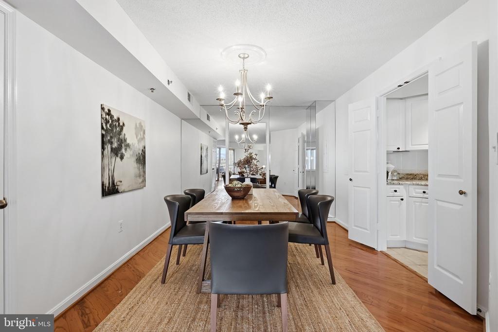 2181 JAMIESON AVENUE Unit: 805