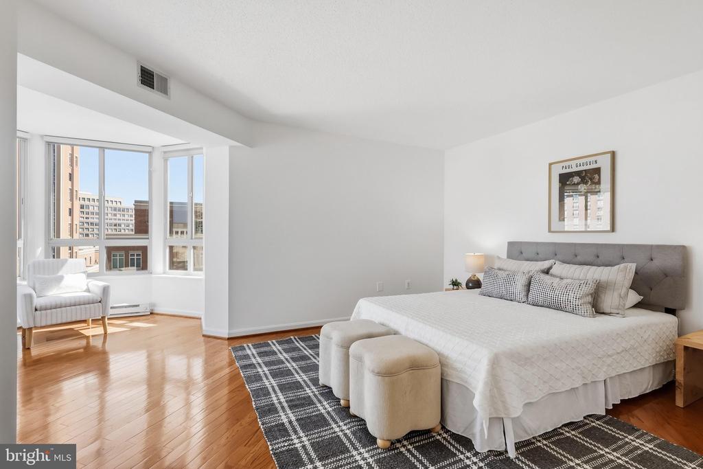 2181 JAMIESON AVENUE Unit: 805