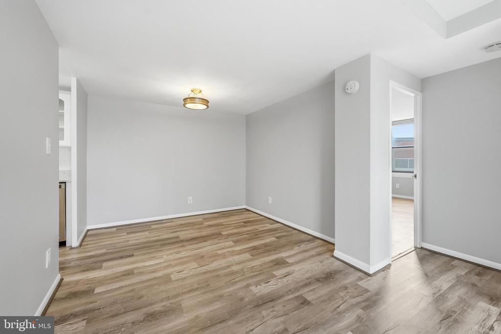 4600 DUKE STREET Unit: 519