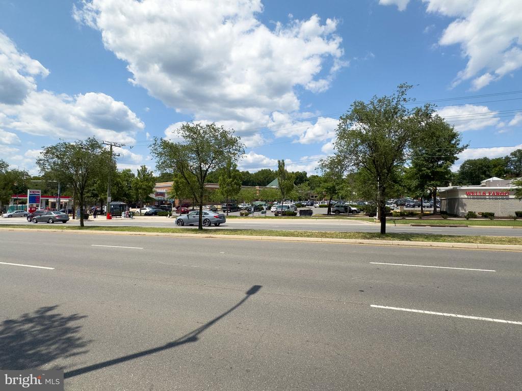 4600 DUKE STREET Unit: 519