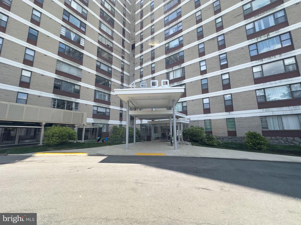 4600 DUKE STREET Unit: 519